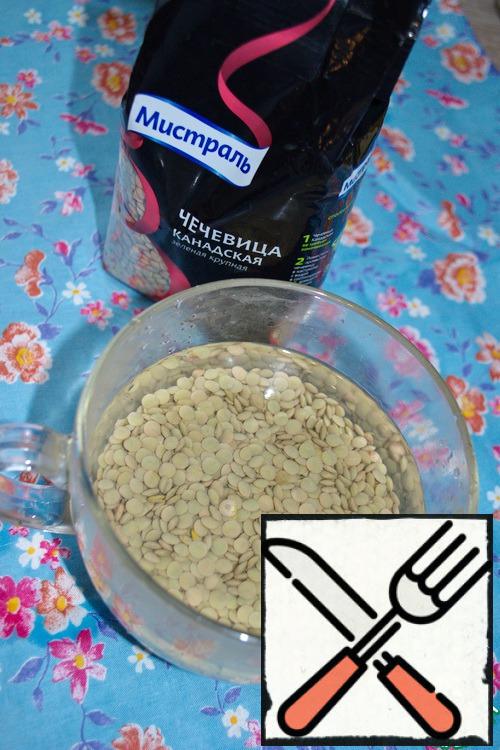 Lentils perfectly retains its shape after cooking and does not require soaking, just rinse with water.