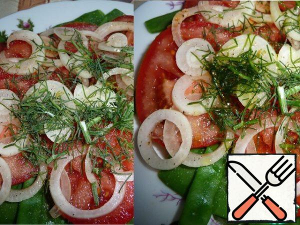Sprinkle dill on top and drizzle with olive oil.
