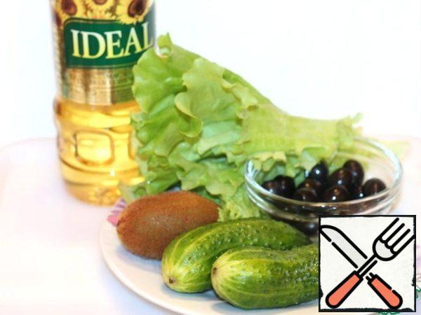 Ingredients for the salad.
