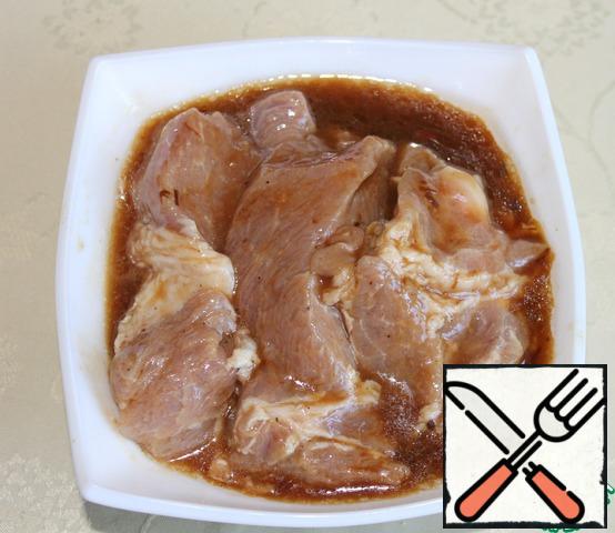 Meat cut across the grain into large chunks, marinate it and leave for 8 hours in a cool place. Preferably the meat several times in marinade to turn.