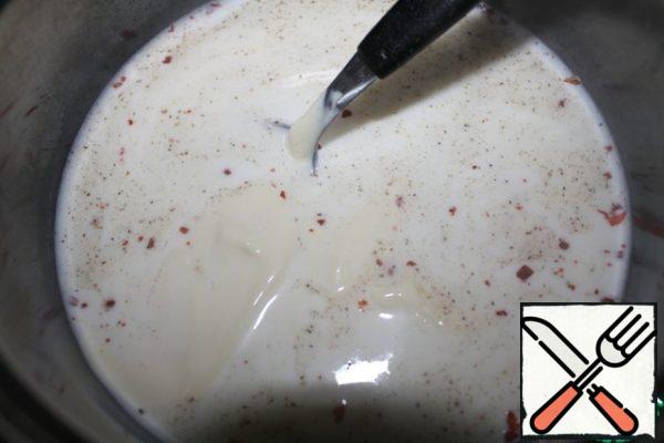 Heat the milk and cream cheese until the cheese melts.
Red and black pepper to taste, savory is also added to taste.
