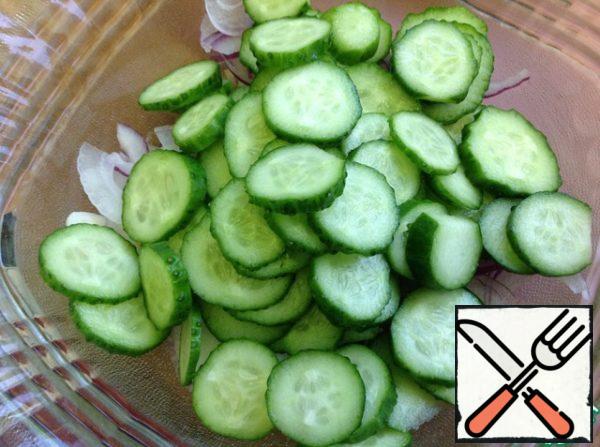 Cucumbers circles.