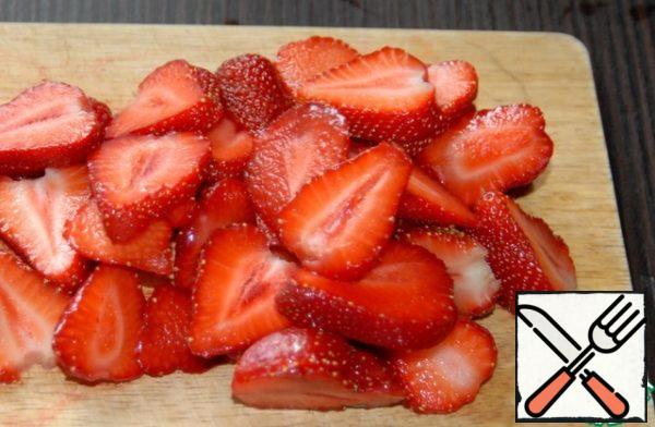 
A mixture of my salad, and allow to drain. Strawberries my and cut into plates.
