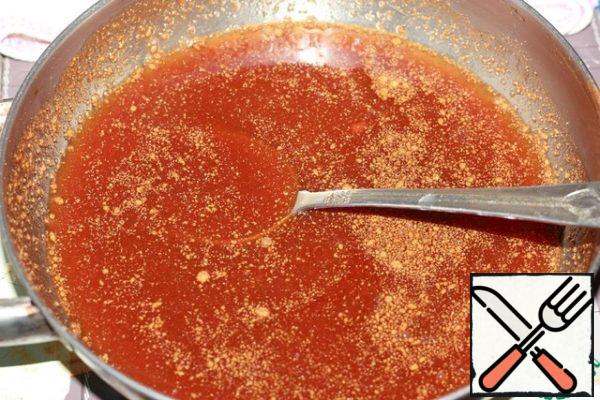 While the chicken is marinating, make the sauce. Mix vinegar, sugar, soy sauce, tomato paste, water and a mixture of 5 spices.