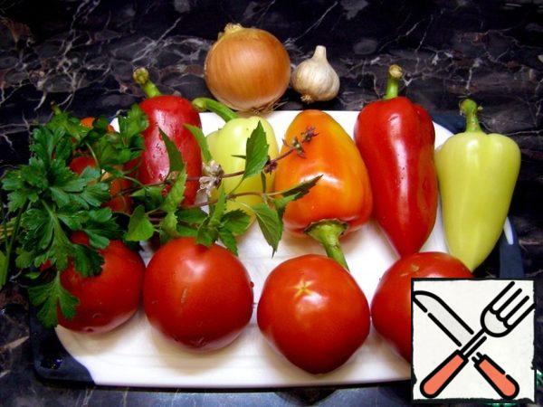 We will prepare all the necessary products. You can take any greens, according to your taste. I have basil and parsley.
