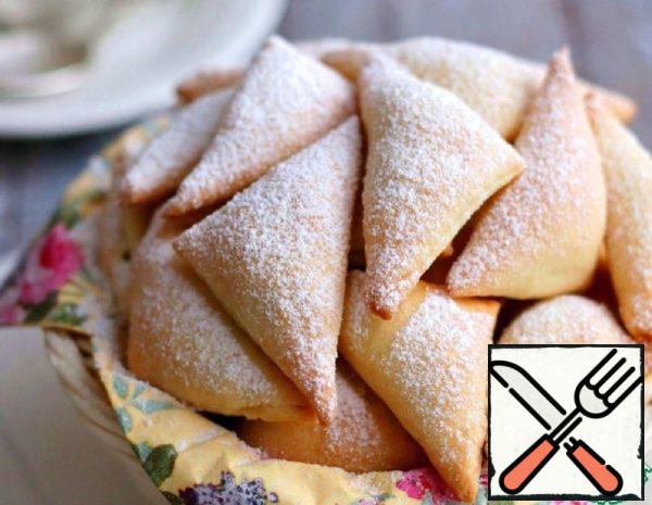 Butter Triangles with Raisins and Nuts Recipe