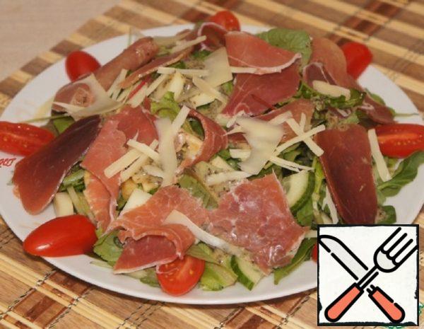 Light Salad with Prosciutto Recipe