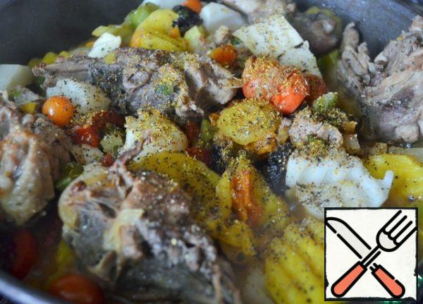 Season with ground black pepper, if any, and Imeretian saffron.
