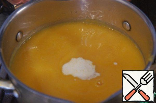 Outside of fasting, or if you do not fast at all, you can add cream to the soup. It will become softer and more gentle.