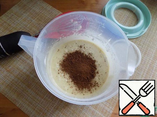 Add cocoa powder. Cocoa should be of high quality. Connect.