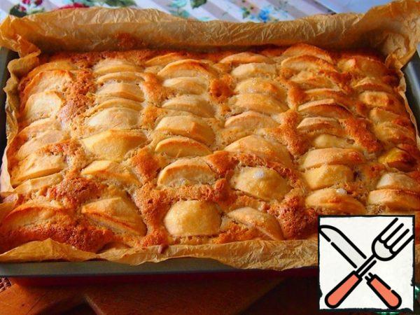 Bake the pie in an oven preheated to 180 degrees for about 50 minutes until golden brown. Focus on your oven. Willingness to check compliance.
