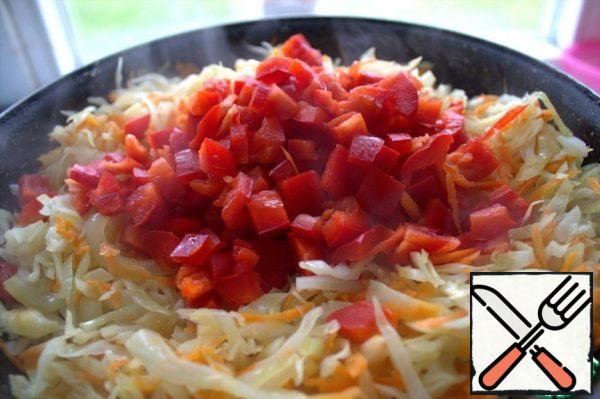 Sprinkle red pepper at the very end of laying vegetables.
