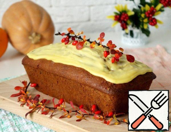 Pumpkin Cupcake with Chocolate and Nuts Recipe