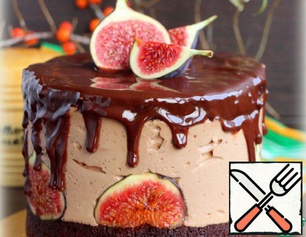 Souffle Cake with Honey Ganache and Figs Recipe