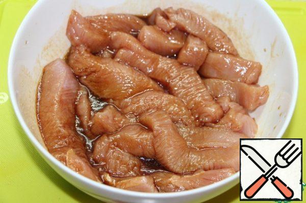 Immerse the turkey strips in the marinade for at least 1 hour.
