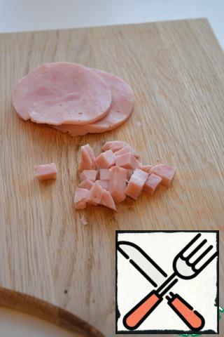 Dice the ham.