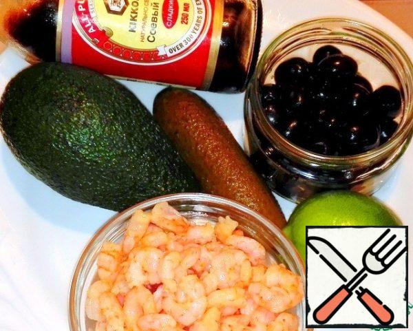 Salad ingredients -
cucumber, avocado, olives, shrimp, lime, sweet soy sauce.
