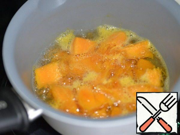 Fill with water so that it barely covers the pumpkin and cook until tender. Depending on the variety of pumpkin it will take from 15 to 30 minutes.