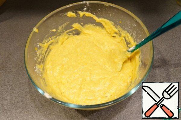 Whisk the butter and sugar. Add the eggs one at a time, beating after each.
Separately mix pumpkin puree, juice, milk and zest.
In another bowl, mix the dry ingredients: flour, spices, baking powder, soda.
Add ginger and cinnamon to your liking.
