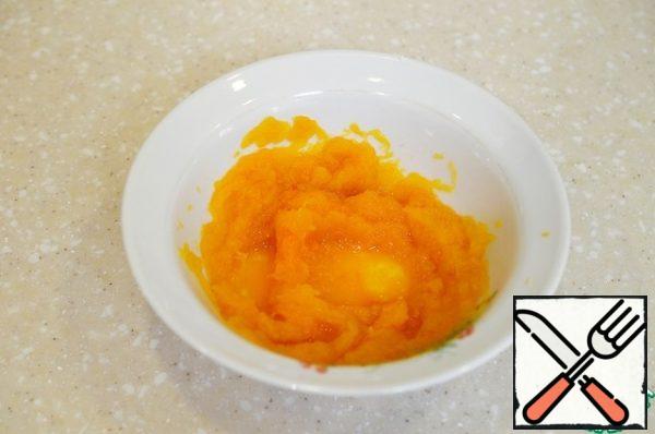 Pumpkin bake or boil, then peel and puree.