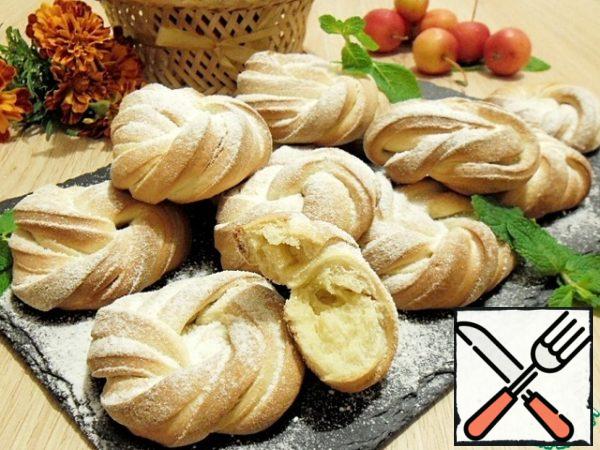 Sprinkle the cooled cookies with powdered sugar.
I got 18 buns for 50-60 min., with a very delicate apple-cream flavor!
Enjoy your tea!