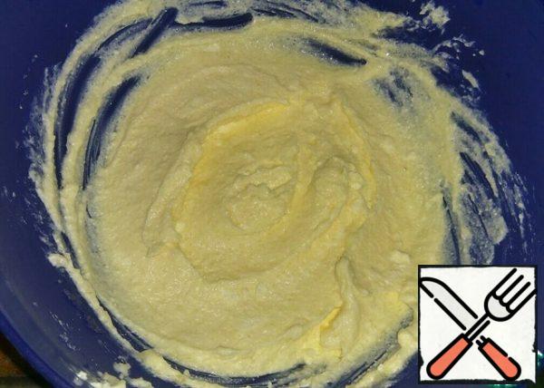 Wipe the cottage cheese through a sieve.
Mix with sugar, vanilla, salt and egg.
Cottage cheese is desirable to take non-acidic and high fat content.
