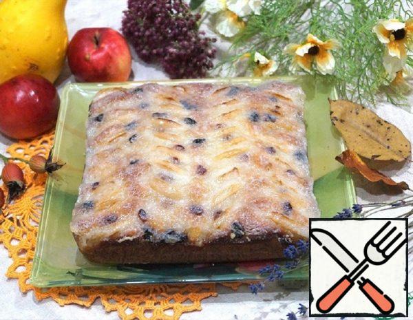 Pie with Apples and Raisins Recipe