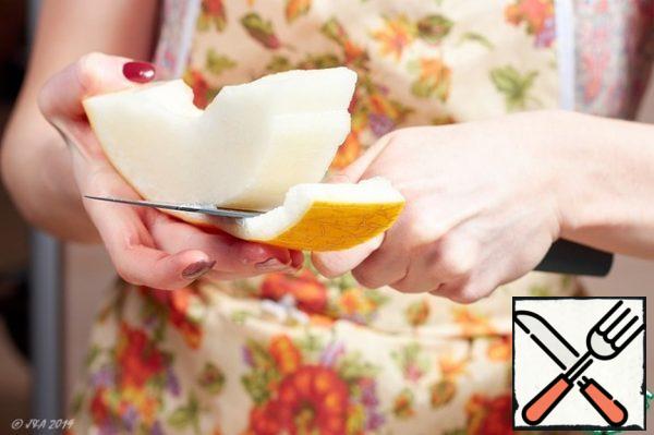 Peel the melon
