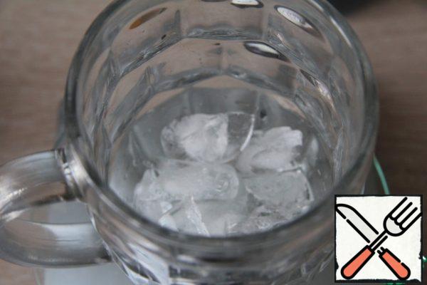 The ice is crushed.
