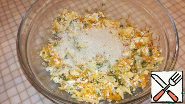 Last of all, add 2 tablespoons of breadcrumbs, if the dough seems liquid, you can add another spoonful. Mix well.
