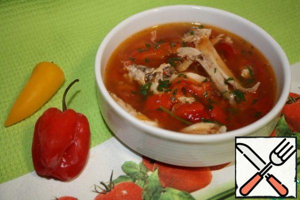 When serving in this soup put more freshly cut garlic, and it, by the way, is very in harmony with the dish.
Bon appetit!
