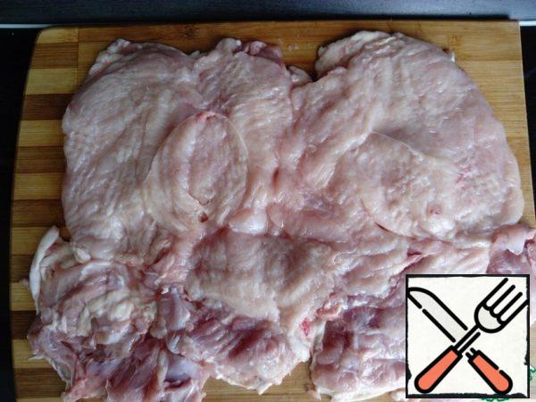 The breast is cut with a knife and laid out as a "book" in places where there is no meat.