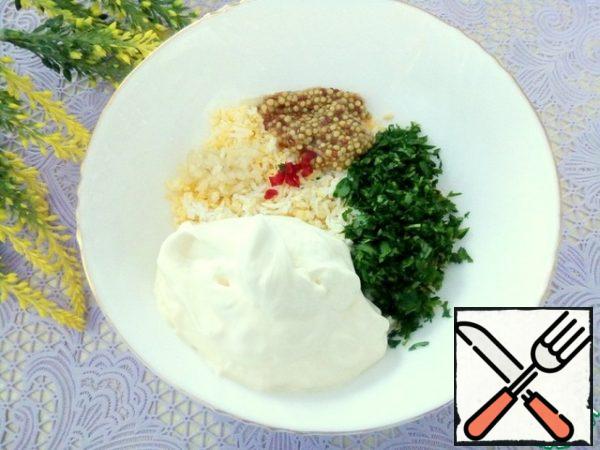 For egg sauce: add to homemade mayonnaise - eggs, grated on a medium grater, herbs and hot pepper - finely chopped, mustard, crushed garlic, mix.
