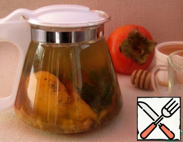 Tea with Persimmon, Mint and Thyme Recipe
