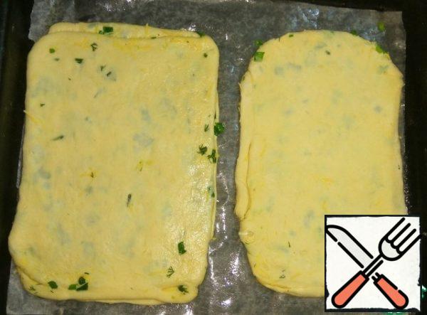 Option for baking.
Place the tortillas on a baking sheet lined with parchment. Brush with egg.
Bake at 180 degrees for 30 minutes until golden brown.
