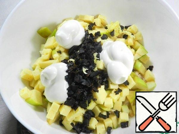 Mix all the ingredients in a bowl with the addition of mayonnaise. Let the salad stand for a while and serve.