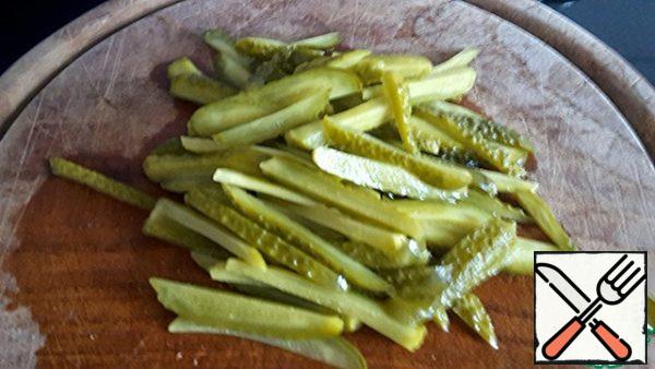 We also cut gherkins (or pickles).
