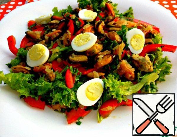 Mediterranean Salad with Mussels Recipe
