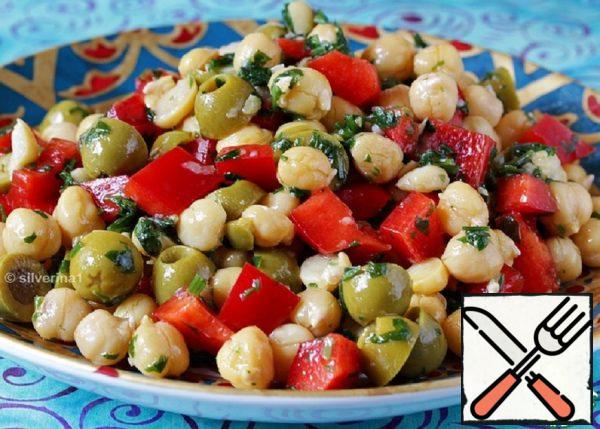 Salad of Chickpeas, Peppers and Olives Recipe