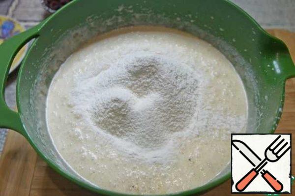 Sift the flour over the top and beat with a mixer until smooth.