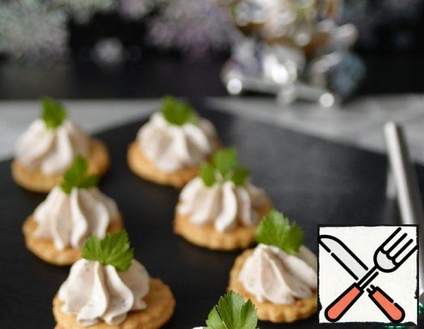 Cheese Crackers with Salmon Mousse Recipe