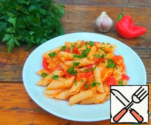Very tasty, fragrant, juicy side dish of pasta with tomato sauce and pepper is ready! Bon appetit!