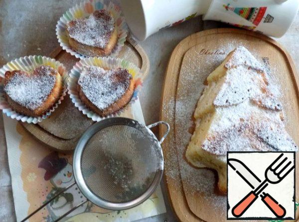 Before serving, if desired, sprinkle the cupcakes with powdered sugar. Brew tea, cut a piece and enjoy this fragrant pastry with lemon.