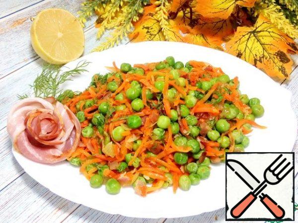 Our vegetable snack is ready, sprinkle it with chopped dill greens and serve it to the table.
Enjoy your meal!