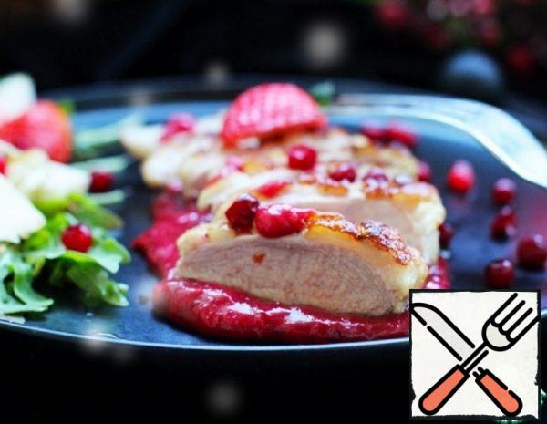 Duck Fillet in Berry Sauce with Strawberries Recipe