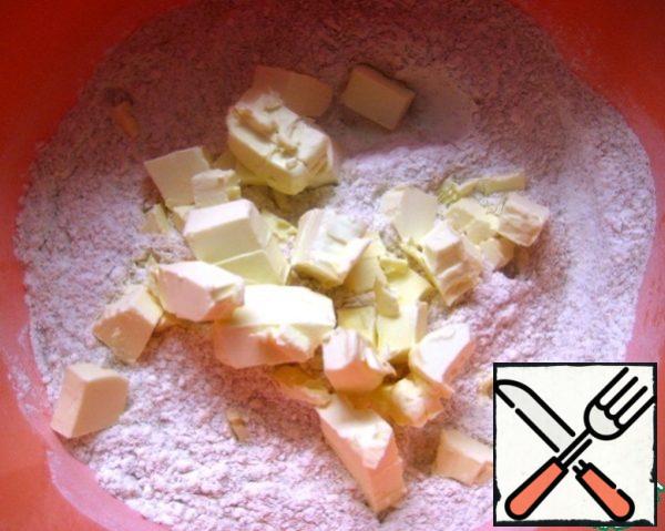 Add slices of cold butter.
