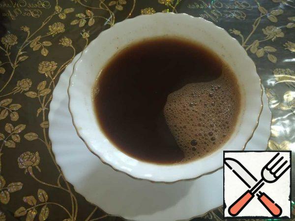 Remove from the heat, pour into a bowl and leave to infuse for 2 minutes, so that the aroma of spices is fully revealed. Enjoy your coffee!
