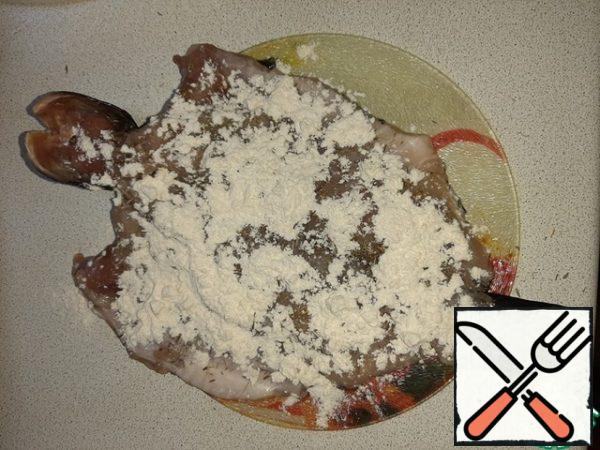Sprinkle with flour.
