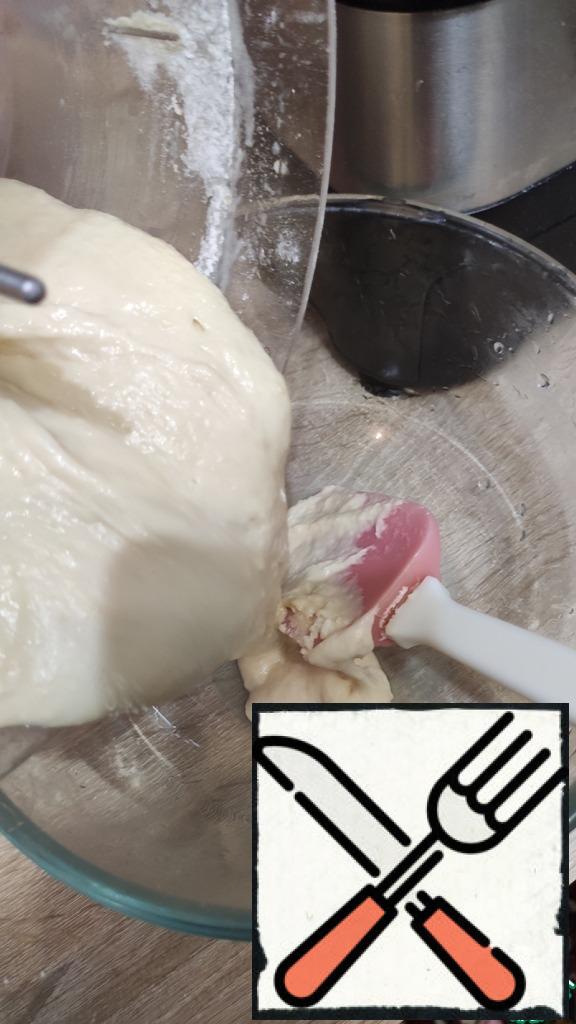 Pour the resulting dough into a bowl.