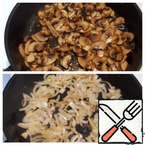 Cut the mushrooms and fry them in vegetable oil. Separately, fry the onion until Golden.